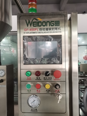 Máquina automática de enchimento e vedação de tubos de 200 kg com pressão de ar de 0,4-0,6Mpa Fornecimento de energia 220V 50Hz