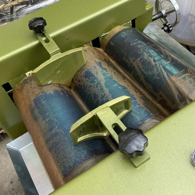 SUS304L máquina eficiente seca do moinho de três rolos da máquina de mistura do pó de 1000 kg/h