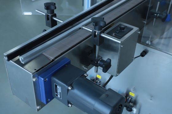 Controle líquido cosmético de alta velocidade do PLC da máquina de enchimento 2.2KW