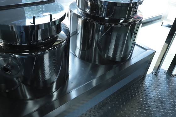 63 Rpm Mixer emulsionador cosmético com método de aquecimento Sistema de vácuo de óleo quente elétrico a vapor
