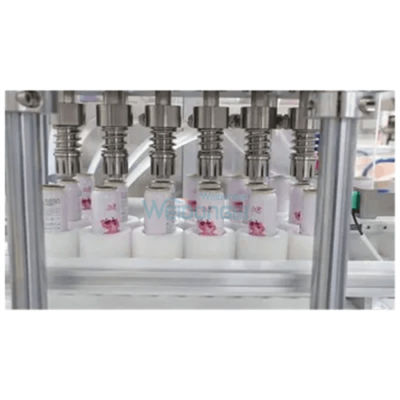 Máquina de enchimento de líquido cosmético de alta precisão 1 ano de garantia 70pcs / min