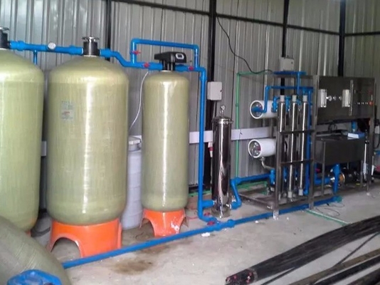 Máquina de purificação de água RO montada na parede de 15 kW para escritório doméstico