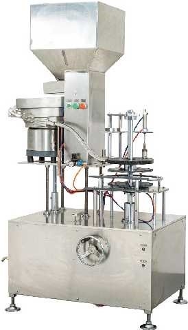 Máquina tampando do parafuso automático da segurança para produtos do aerossol 80 garrafas por minuto